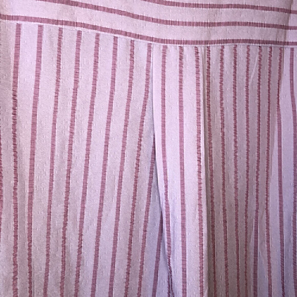 BCBG Maxazria Pink and Mauve Striped Blouse Faux wrap V Neck high-lo Size Small - Picture 9 of 12